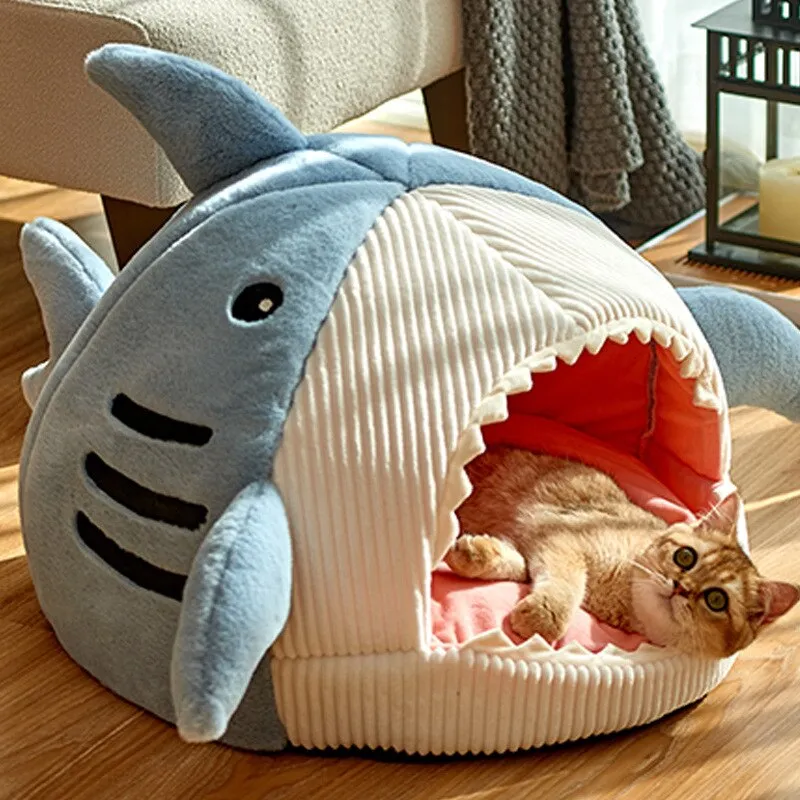 2022 Winter New Cartoon Shark Pet Dog Cat Bed Plush Full Size Washable