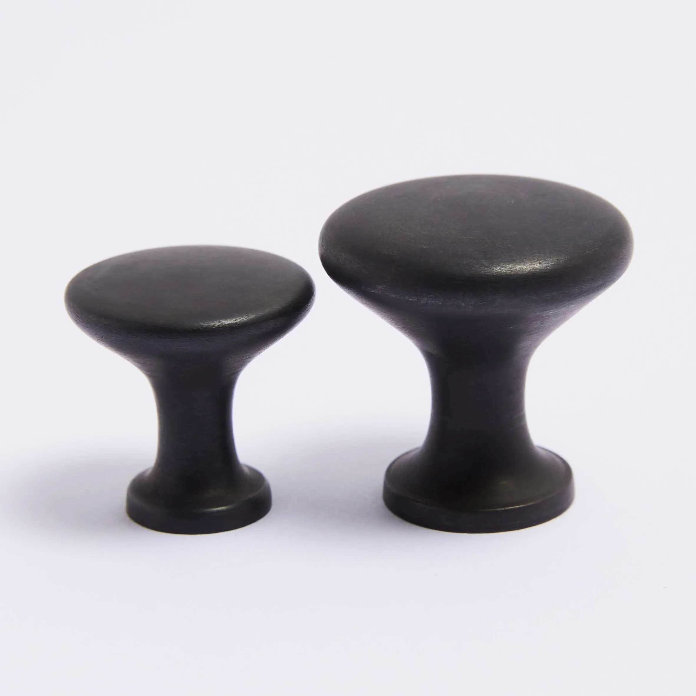 Ascot Knob - Scorched Black