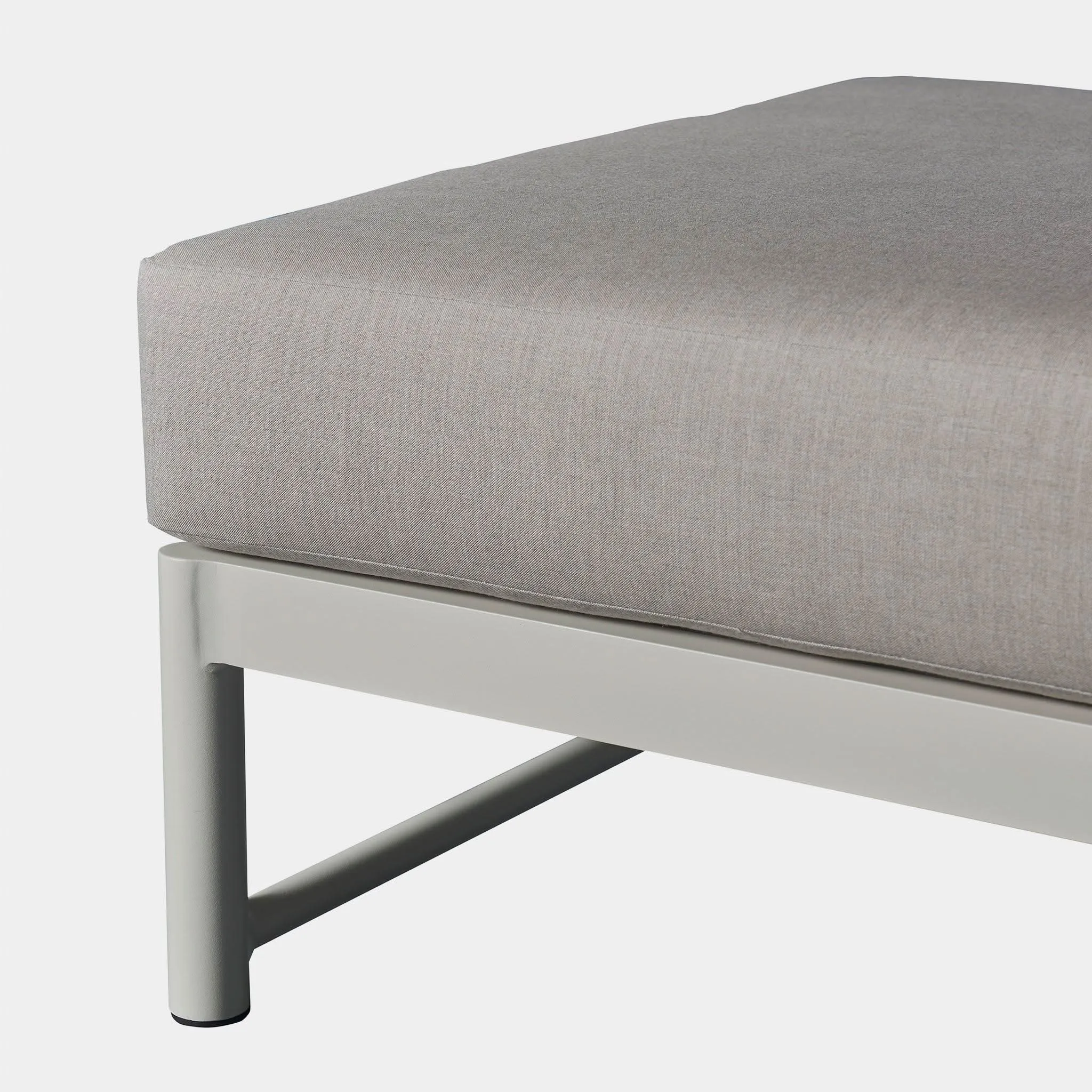 Breeze Xl Ottoman