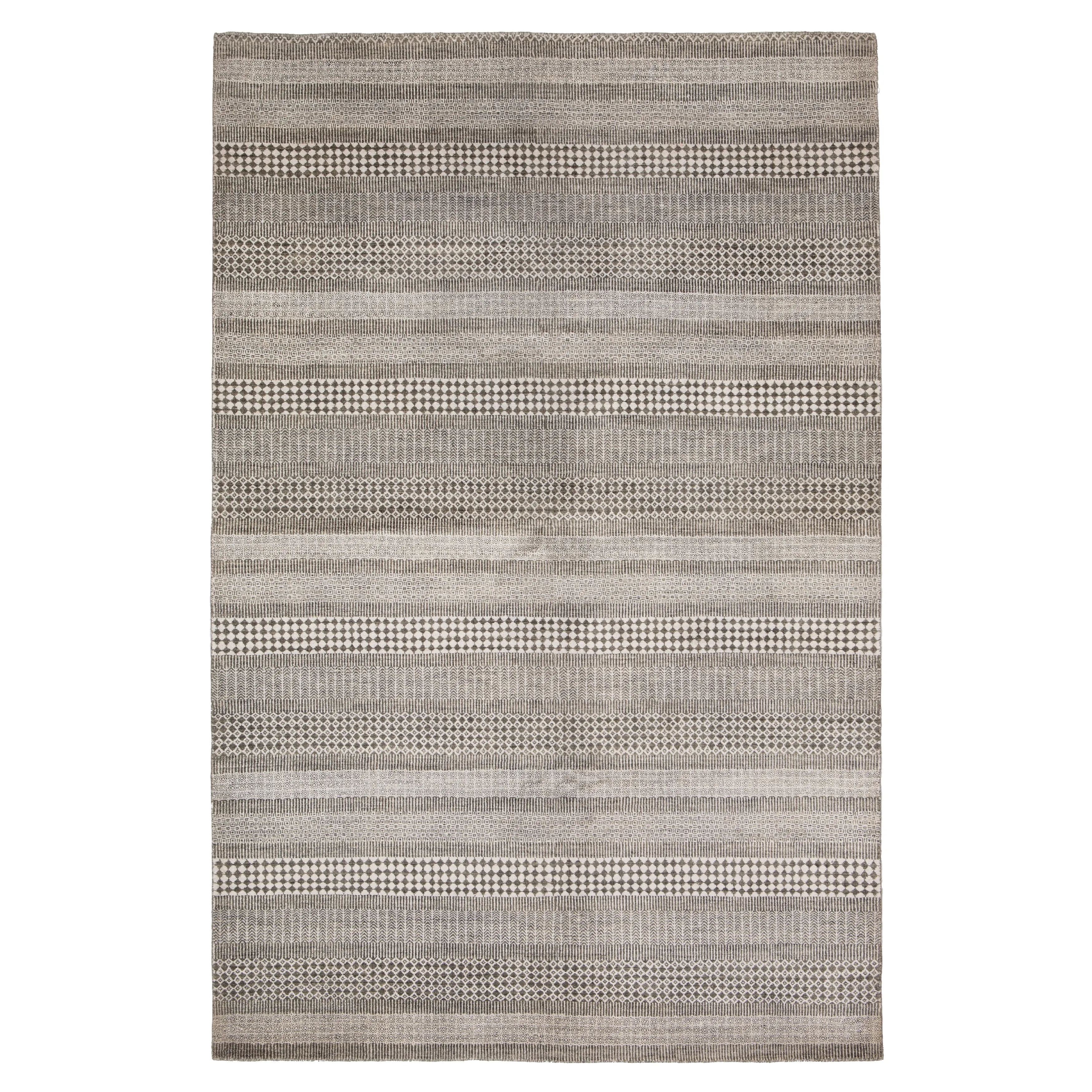 Grey Modern Wool Blend Rug - 6'1" x 9'3"