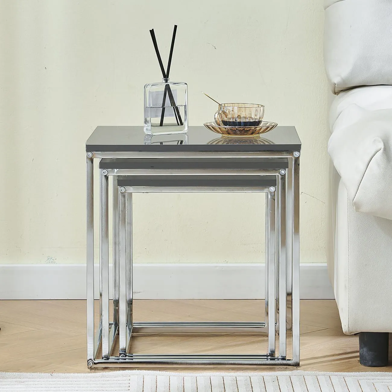 Murano Gloss Set of 3 Nesting Tables,Grey