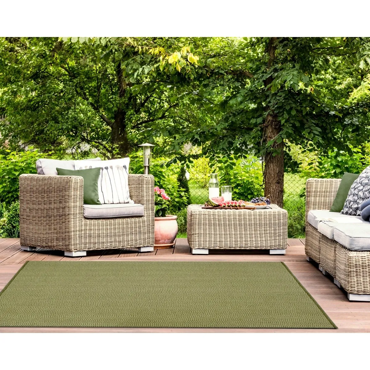 Trans-Ocean CALAIS Indoor/Outdoor Power Loomed  Durable Area Rug  - Green